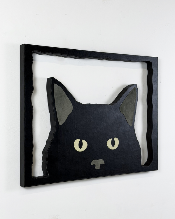 Bobbie 30" x 23.5"